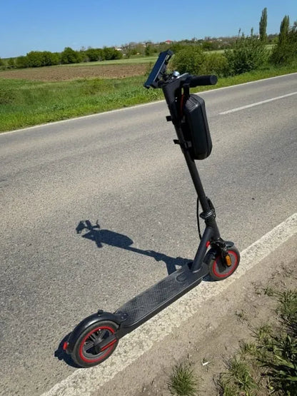 Trotinetă electrică SHARY , 350W, 35 km autonomie, pliabilă, roți 8.5" + CADOU borsetă impermeabilă și suport telefon